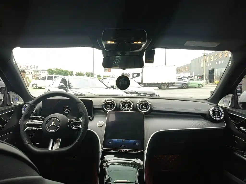 Mercedes-Benz C-Class 2022