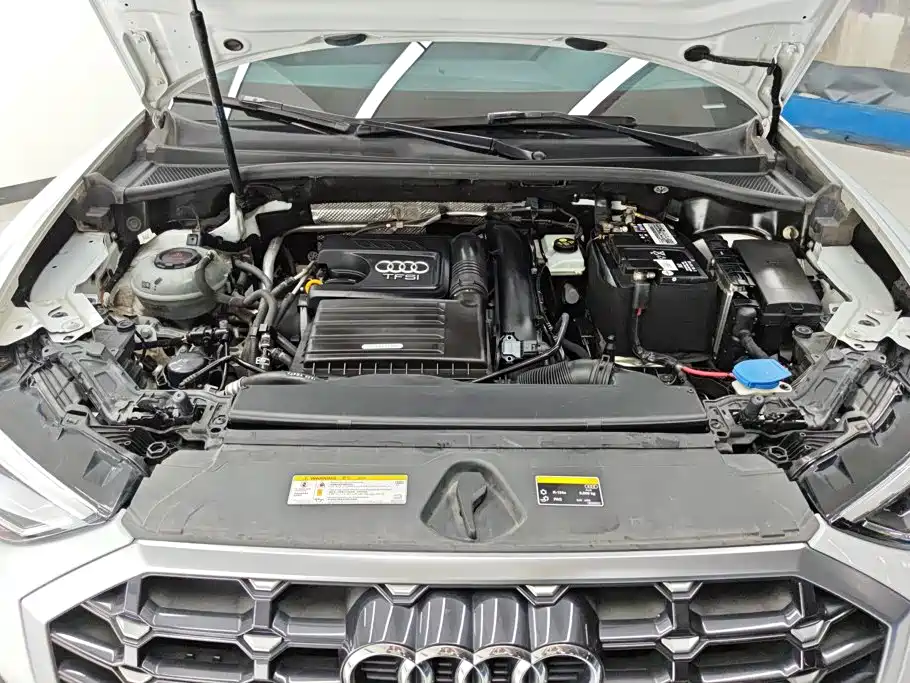 Audi Q3 2020 — фото 10