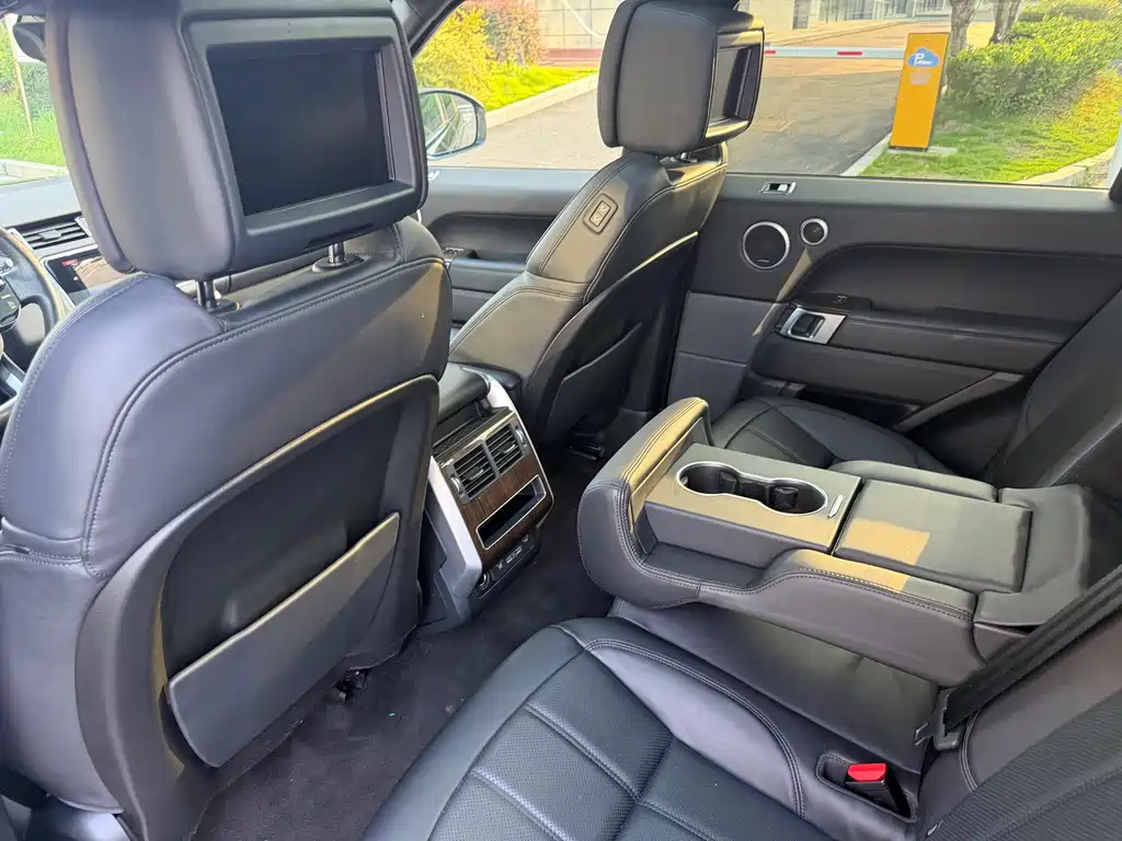 Land Rover Range Rover Sport New Energy 2019 — фото 6