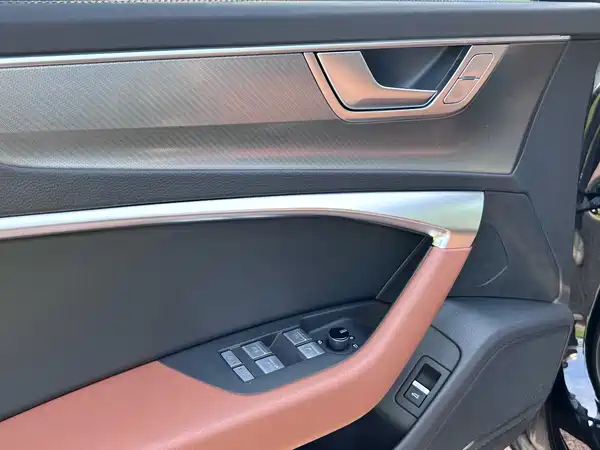 Audi A6L 2023
