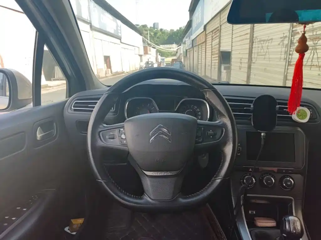 Citroën C4 Sega 2018 — фото 11