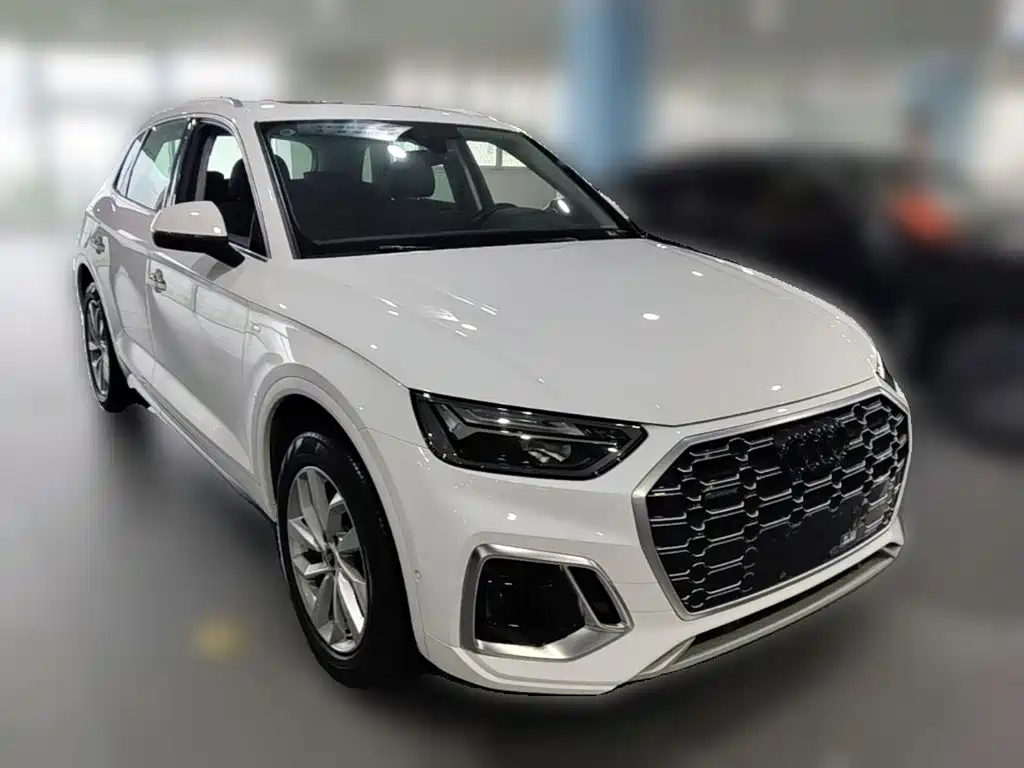 Audi Q5L 2022