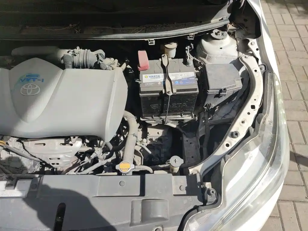 Toyota Yaris L 2016 — фото 21