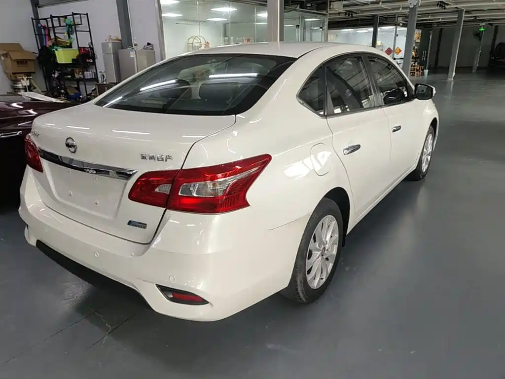 Nissan Sylphy 2018 — фото 7