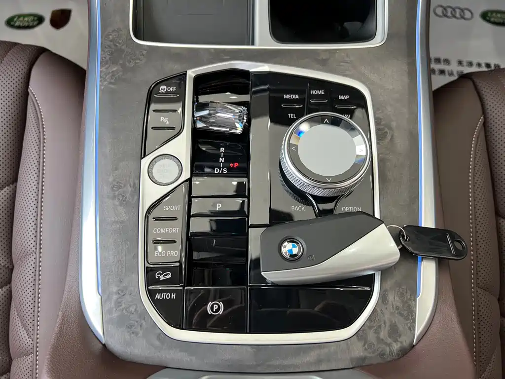 BMW X5 2024 — фото 11