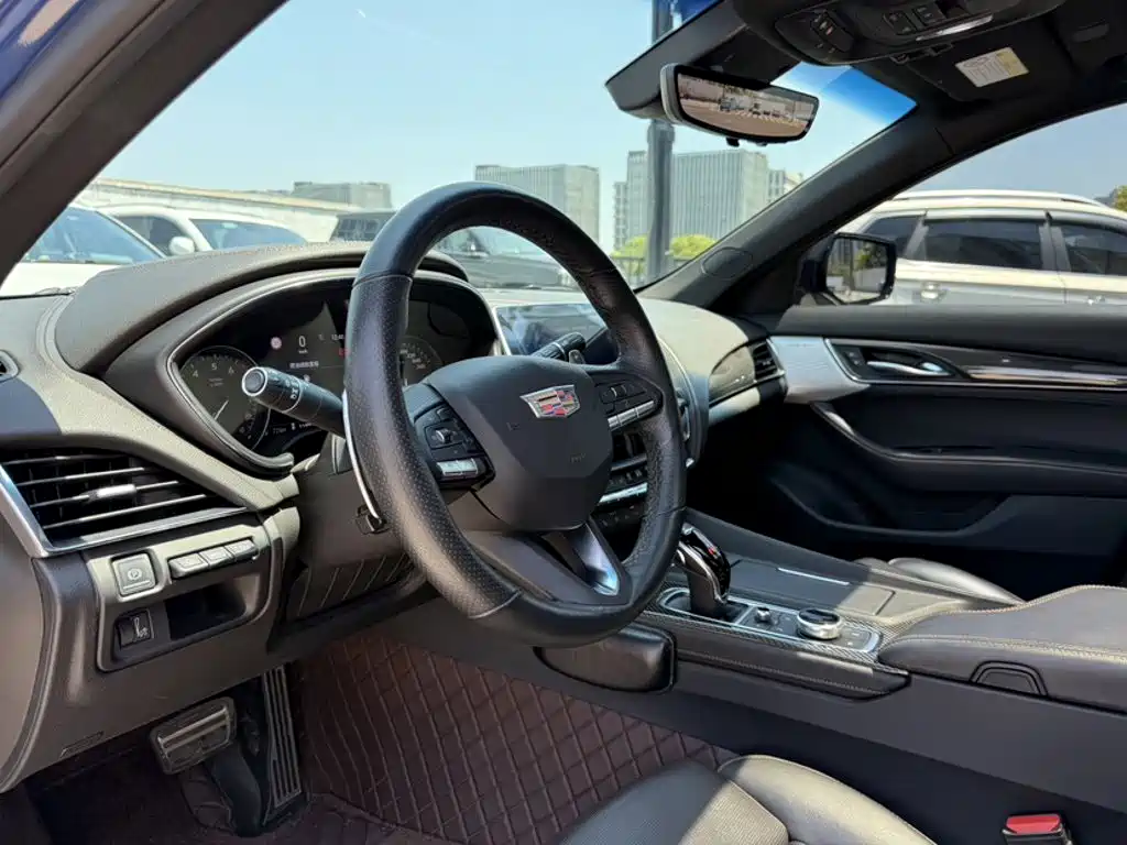 Cadillac CT5 2020 — фото 11