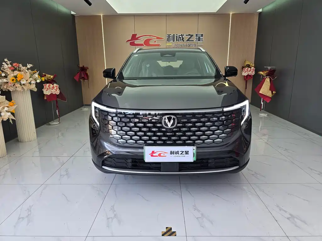 Changan CS55 PLUS PHEV 2026 — фото 2