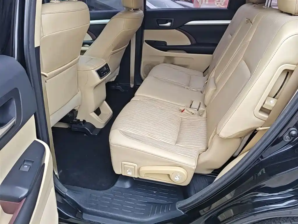 Toyota Highlander 2016 — фото 17