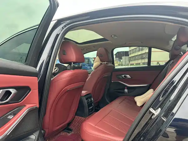 BMW 3 Series 2023
