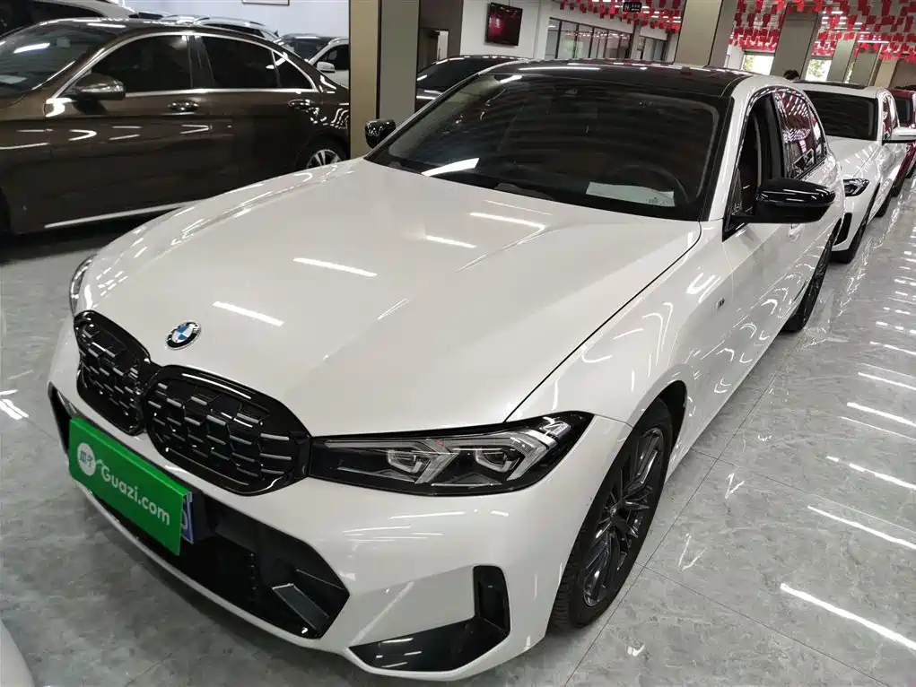 BMW 3 Series 2023 — фото 1