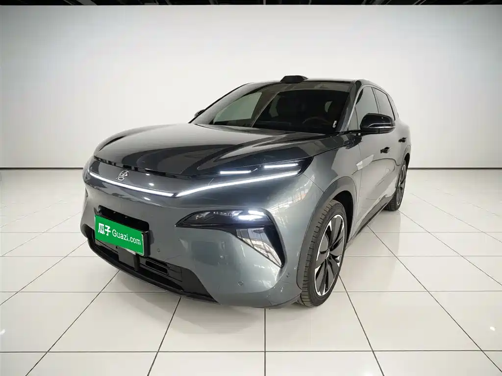 BYD Tang L 2025 — фото 1