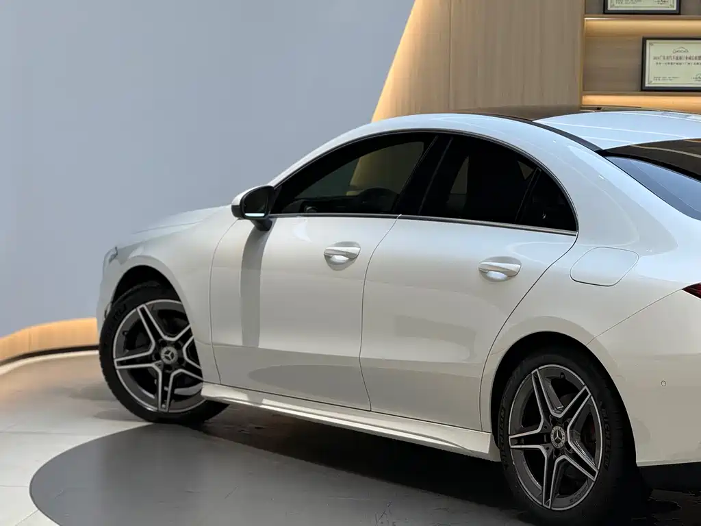 Mercedes-Benz CLA 2021 — фото 19