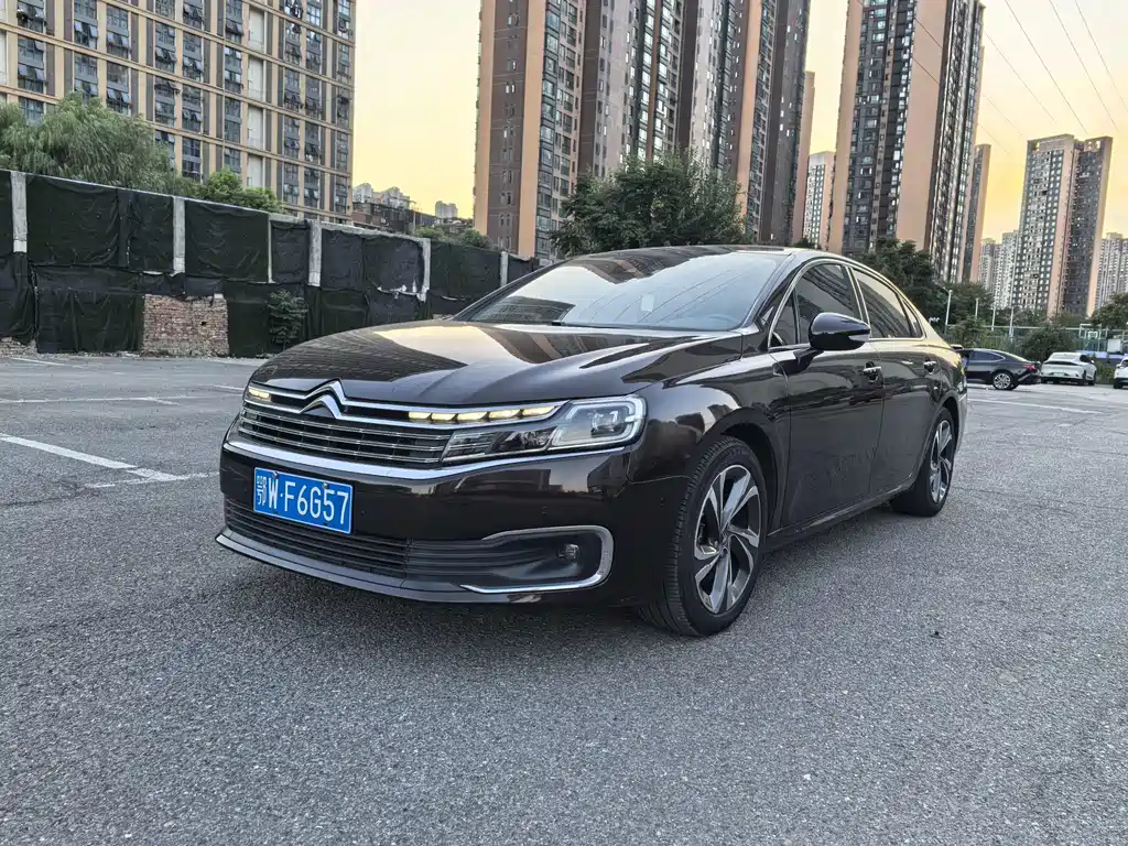 Citroën C6 2017 — фото 1