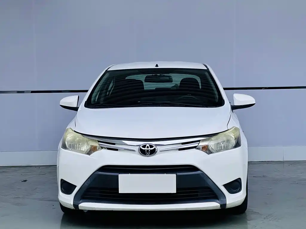 Toyota Vios 2015 — фото 2