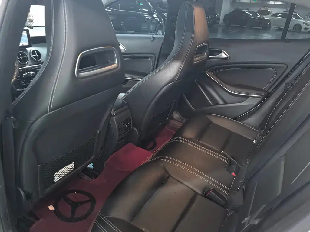 Mercedes-Benz GLA 2015 — фото 8