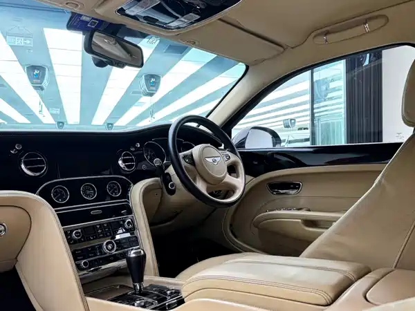 Bentley Mulsanne 2015