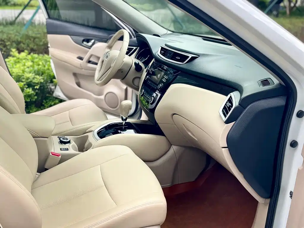 Nissan X-Trail 2015 — фото 11