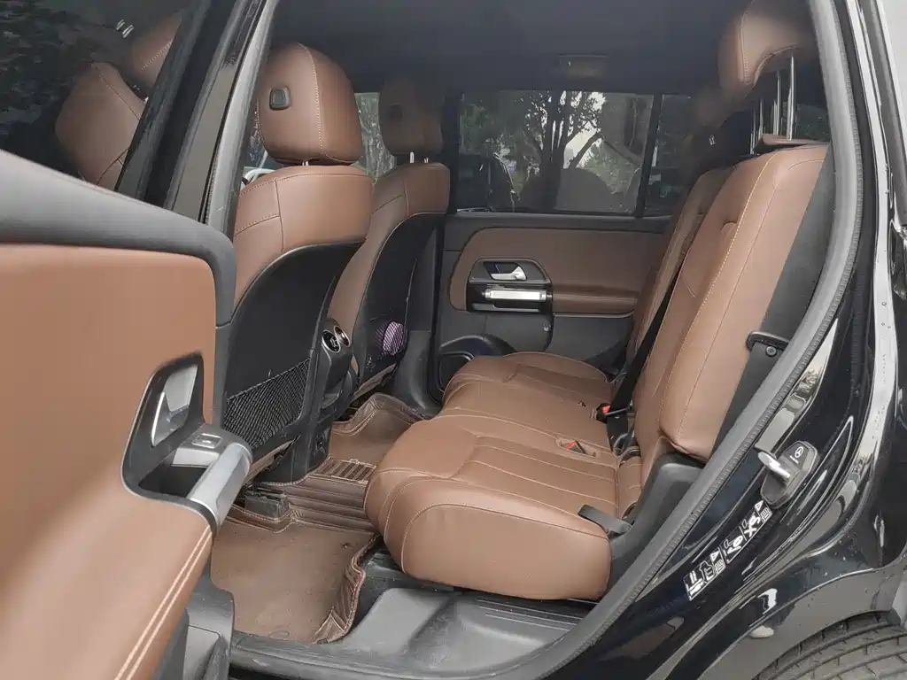 Mercedes-Benz GLB 2023 — фото 11