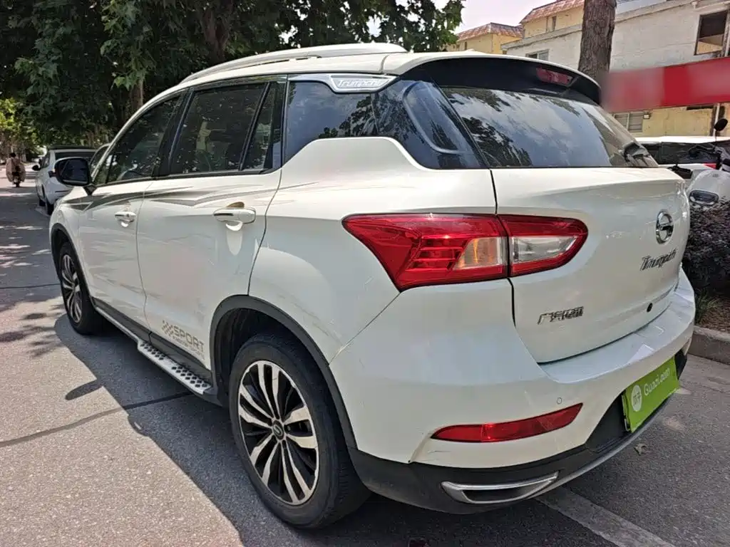 GAC Motor Trumpchi GS4 2016 — фото 5