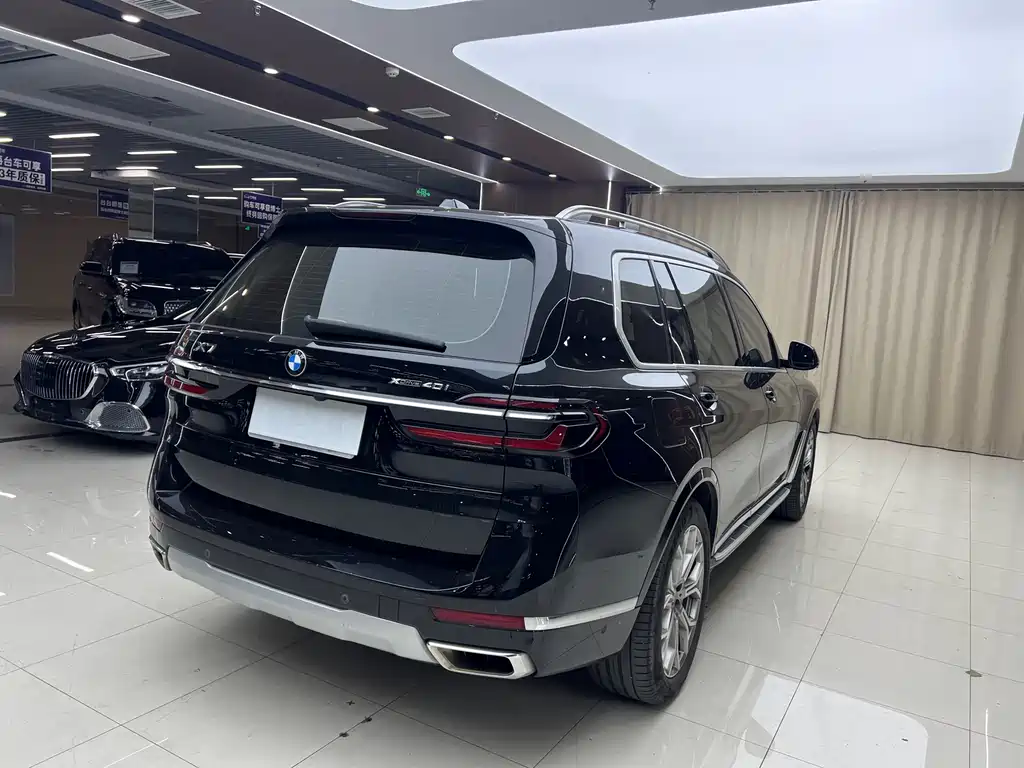 BMW X7 2023 — фото 9