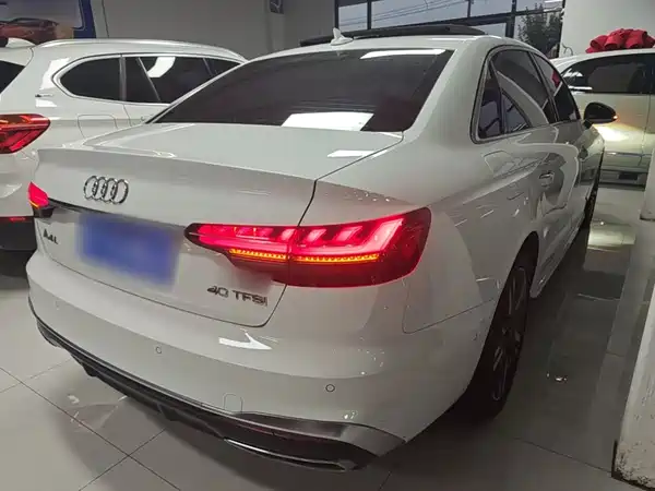 Audi A4L 2020