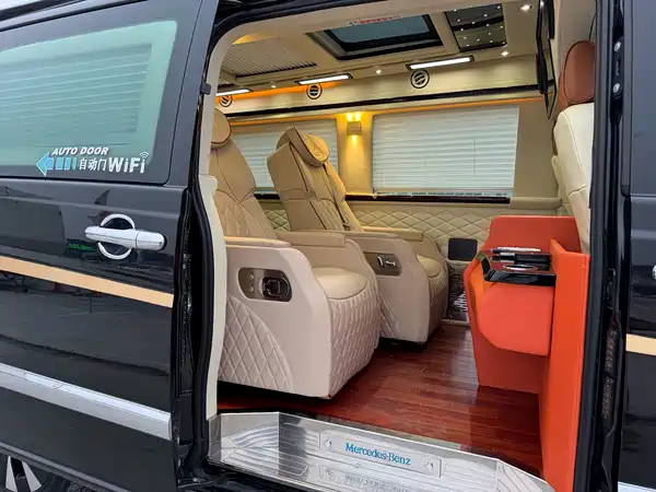 Mercedes-Benz Vito 2013