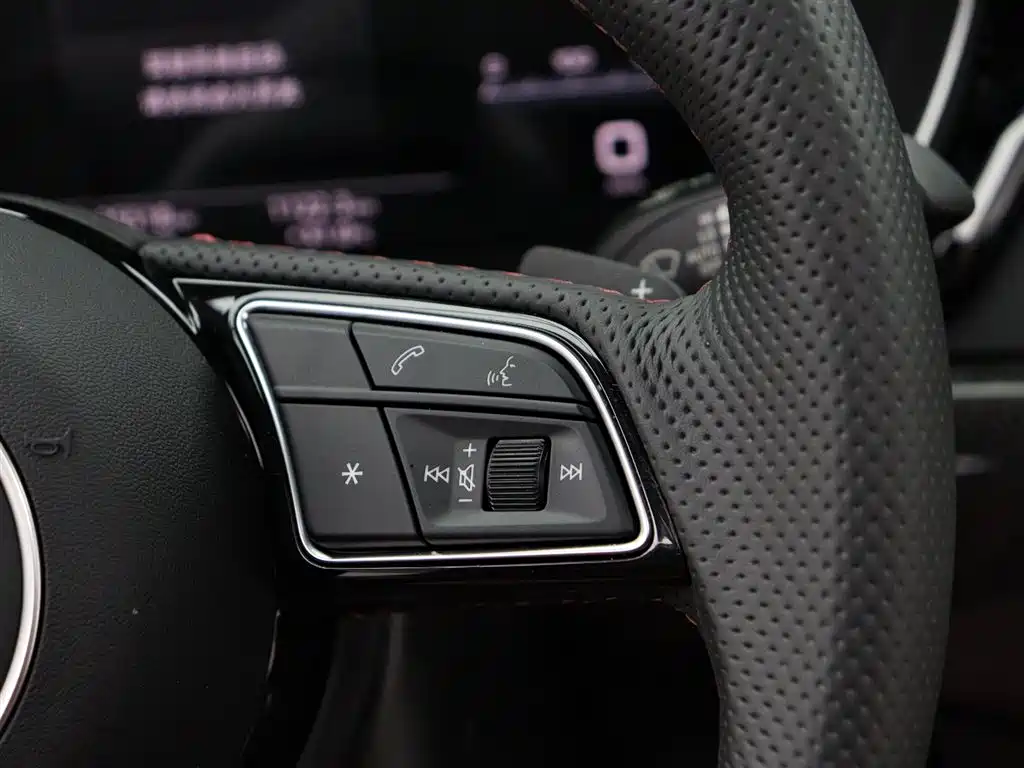 Audi S4 2024 — фото 17