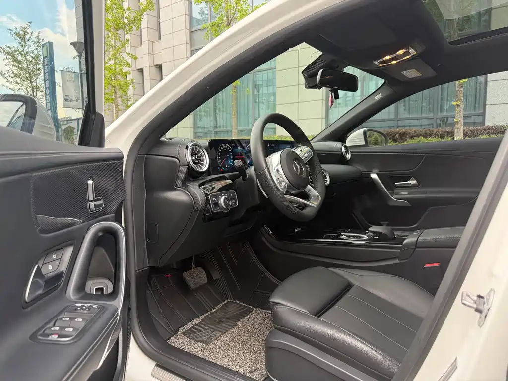 Mercedes-Benz A-Class 2022
