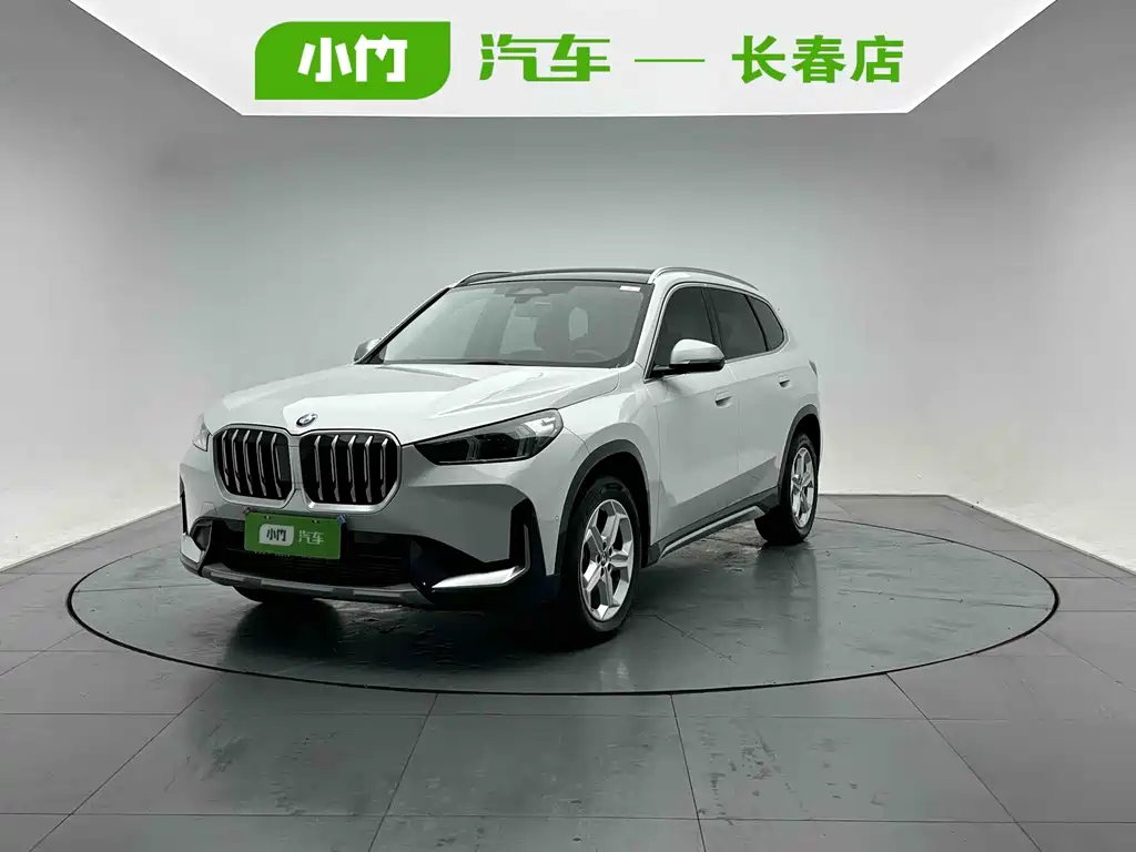 BMW X1 2023 — фото 1