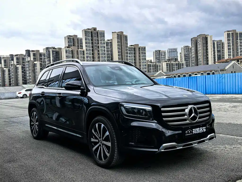 Mercedes-Benz GLB 2025 — фото 3
