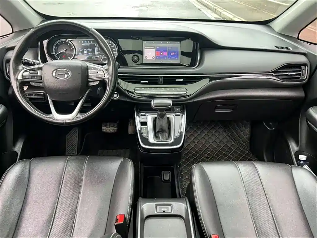 GAC Motor Trumpchi M6 2021 — фото 14