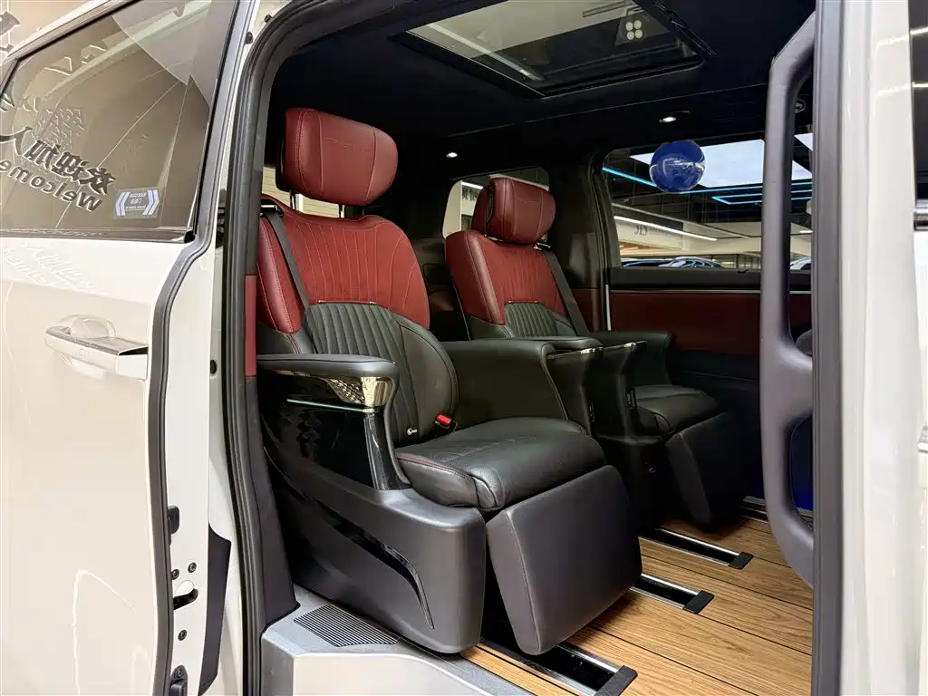 GAC Motor Trumpchi M8 2023 — фото 10
