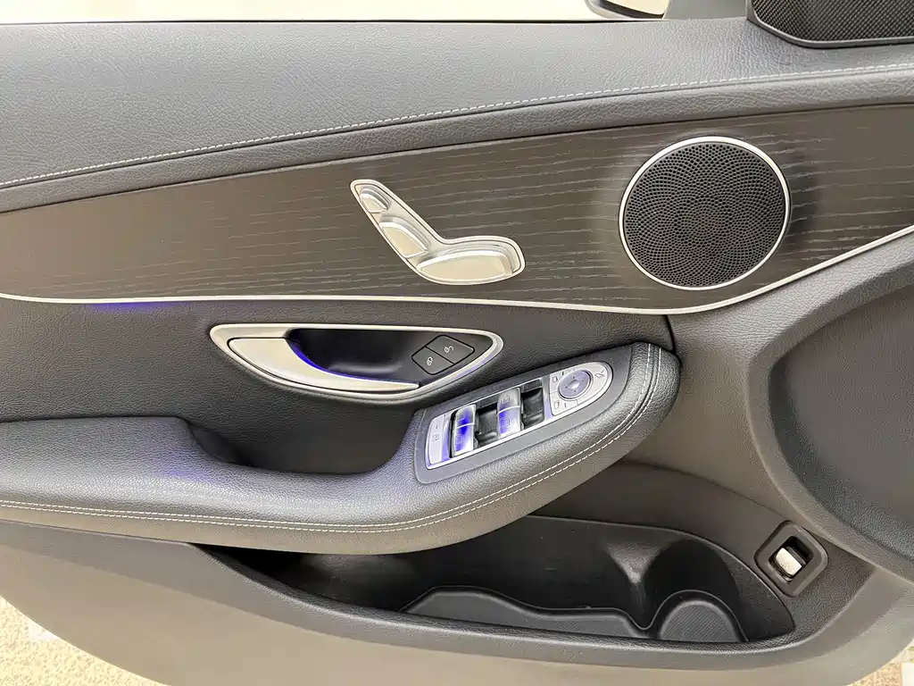 Mercedes-Benz C-Class 2021 — фото 13