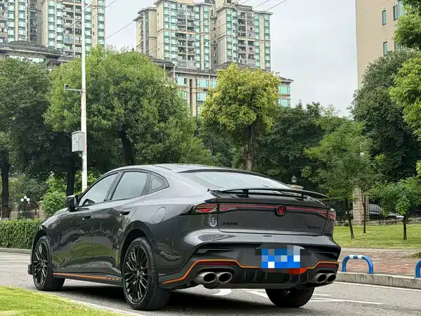 Changan UNI-V 2025