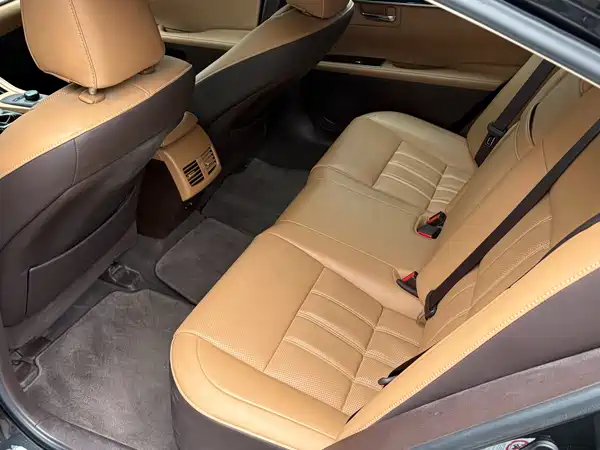 Lexus ES 2015