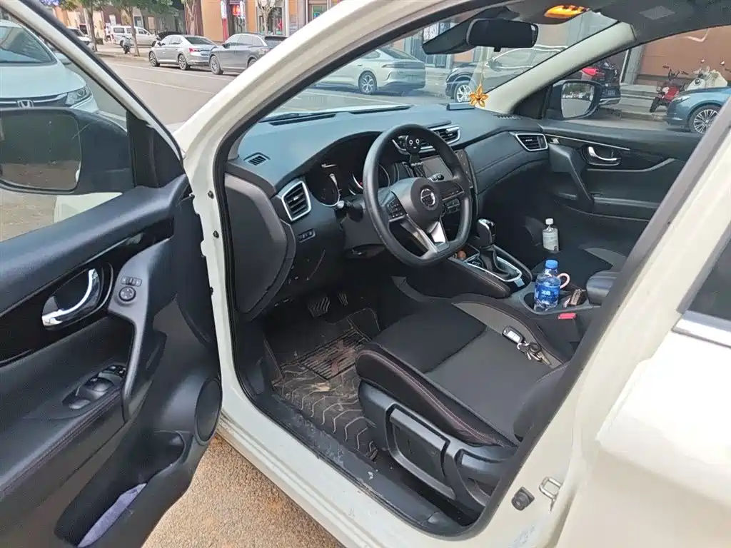 Nissan Qashqai 2021 — фото 17