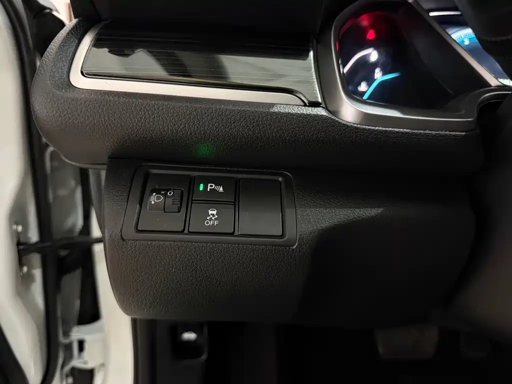 Honda Civic 2016 — фото 16