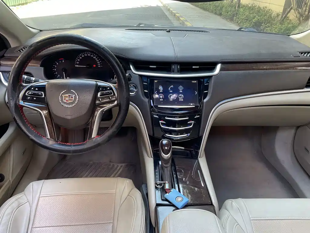 Cadillac XTS 2013 — фото 7