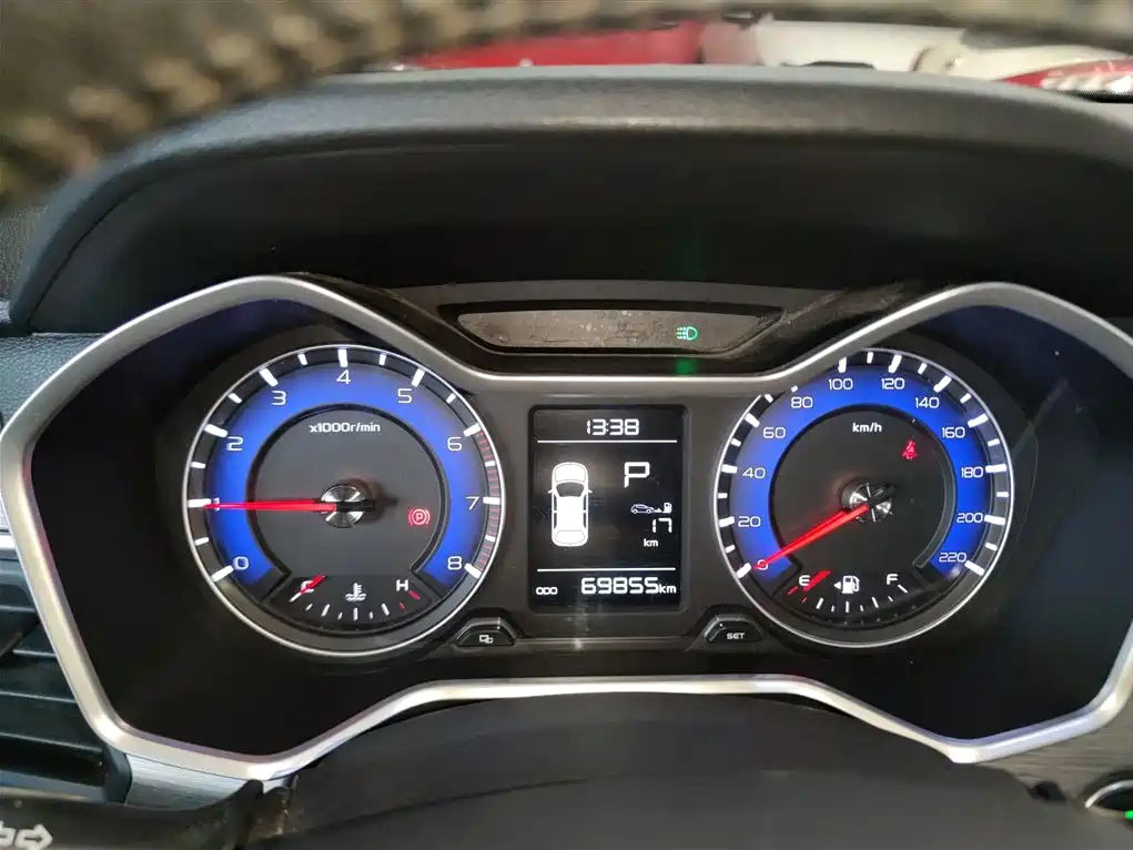 Geely Vision X3 2019 — фото 12