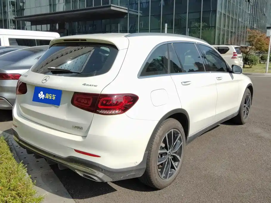 Mercedes-Benz GLC 2021