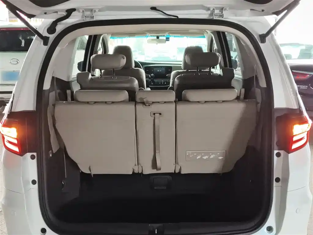 Honda Odyssey 2018 — фото 15