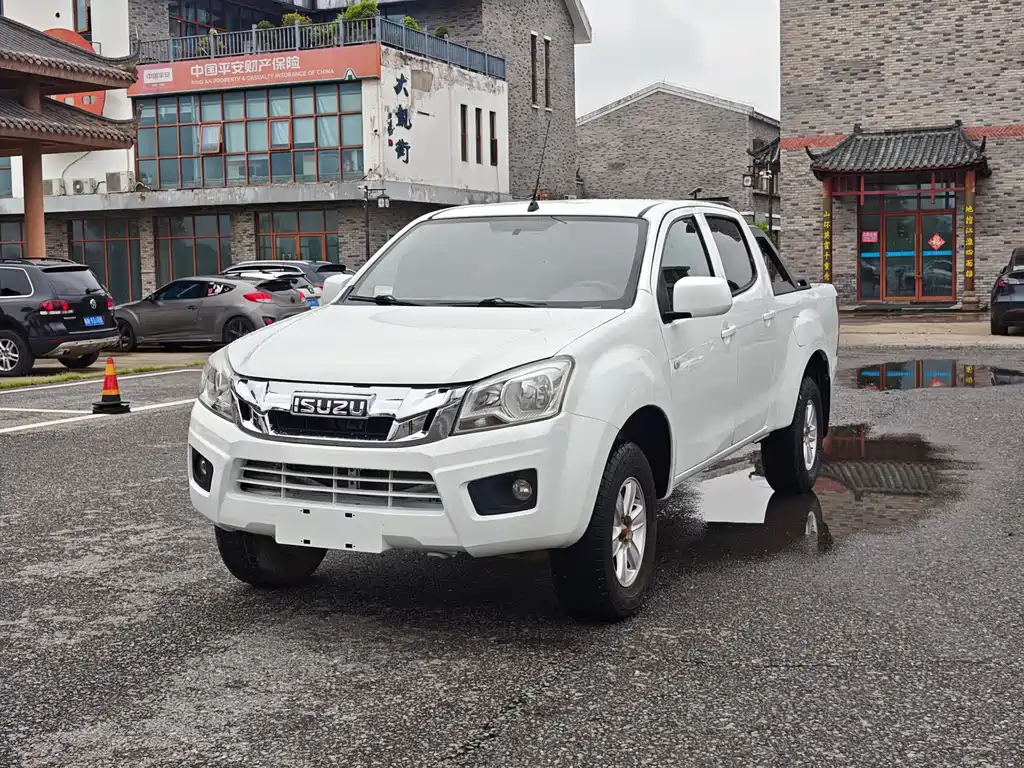 Isuzu RE-MAX 2019 — фото 1