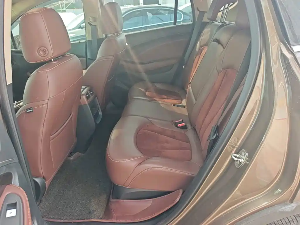 Buick Envision Plus 2017 — фото 17