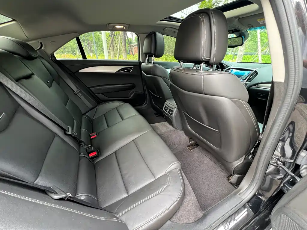 Cadillac ATS-L 2018 — фото 10