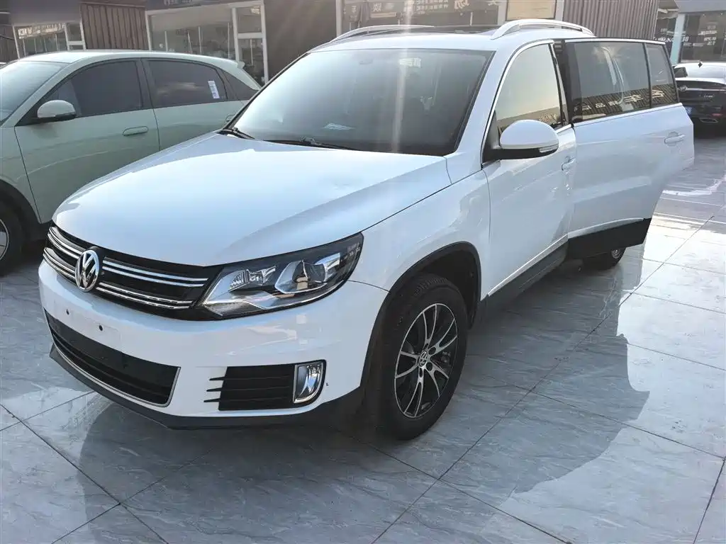 Volkswagen Tiguan 2015 — фото 3