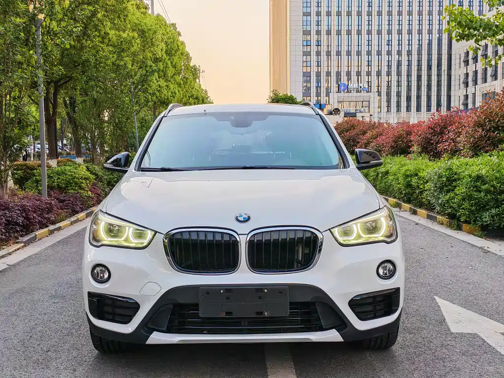 BMW X1 2018 — фото 2