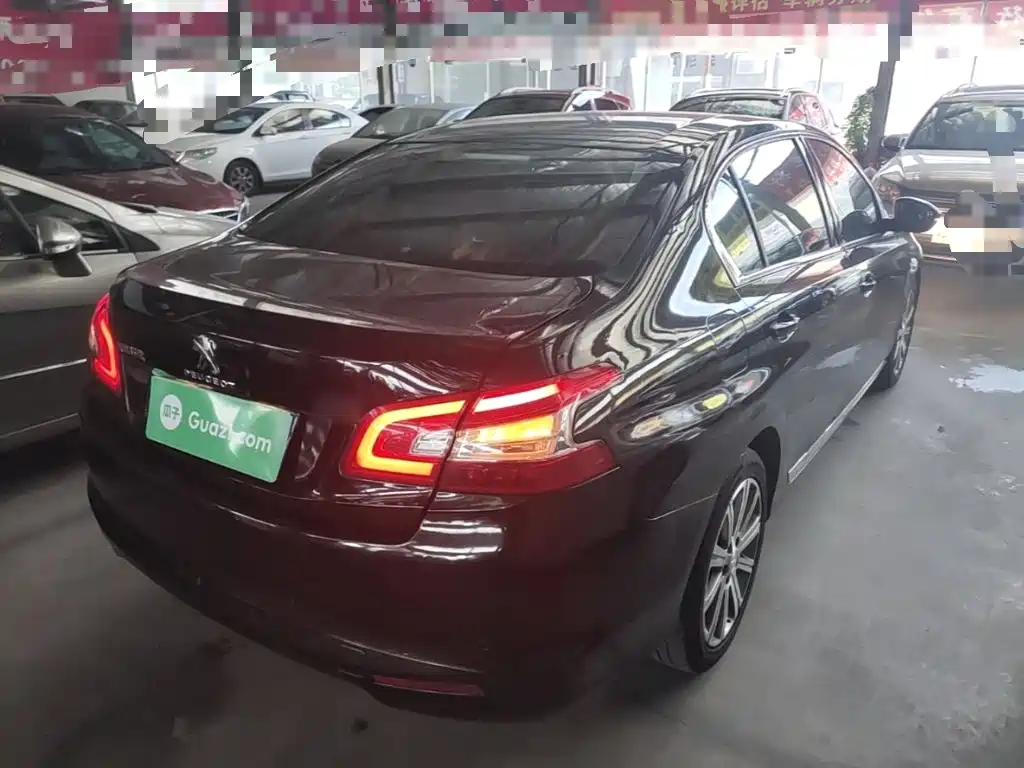 Peugeot 408 2016