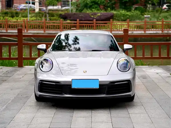 Porsche 911 2022