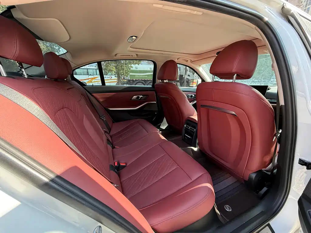 BMW i3 2022 — фото 13