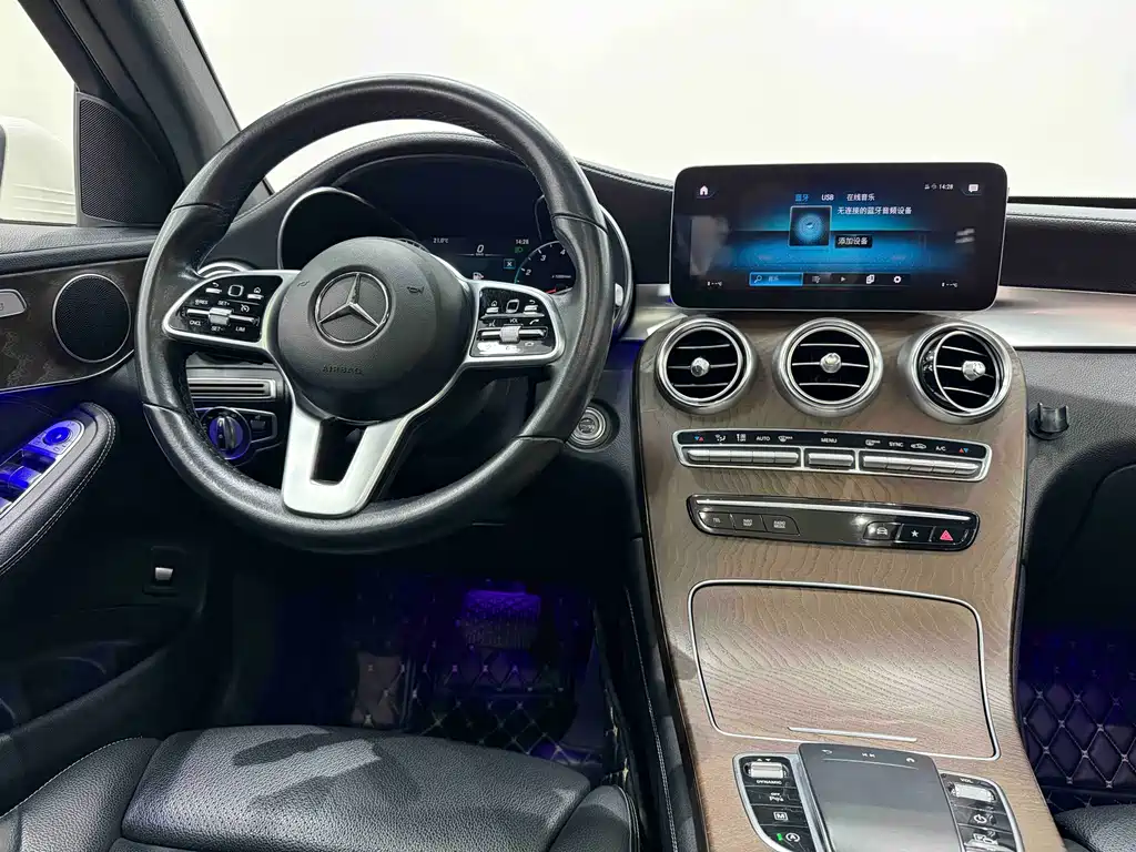 Mercedes-Benz GLC 2019 — фото 11